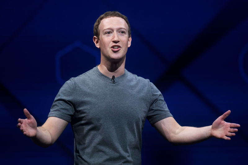 سرمایه‌گذار فیسبوک خواستار برکناری زاکربرگ شد