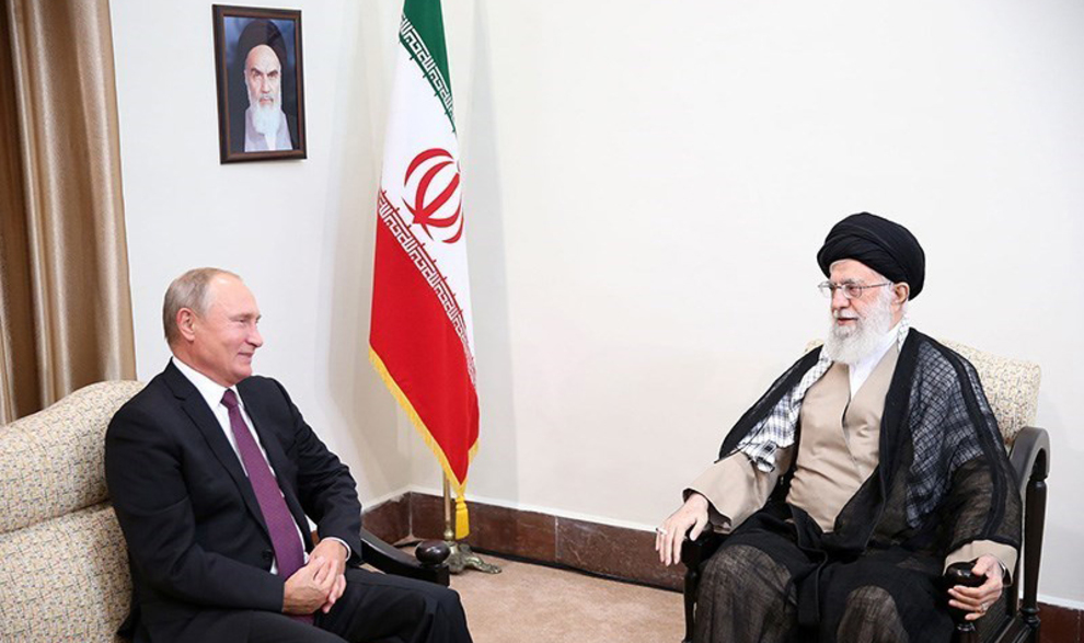 رهبر انقلاب در دیدار پوتین: ایران و روسیه می‌توانند در مهار آمریکا همکاری داشته باشند