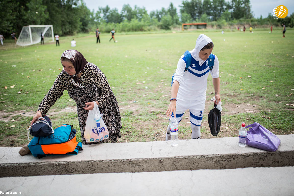 (تصاویر) لحظات صمیمانه فوتبالیست‌های زن ایرانی