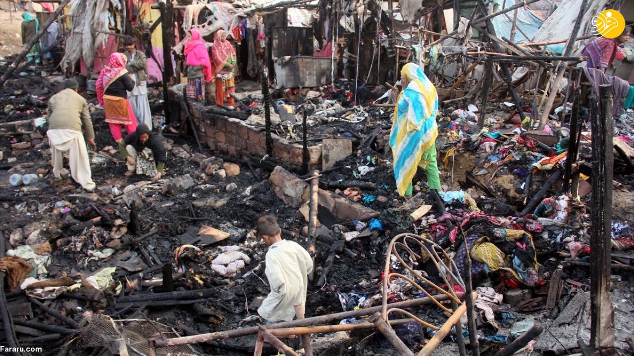 آتش سوزی در محله زاغه نشین کراچی