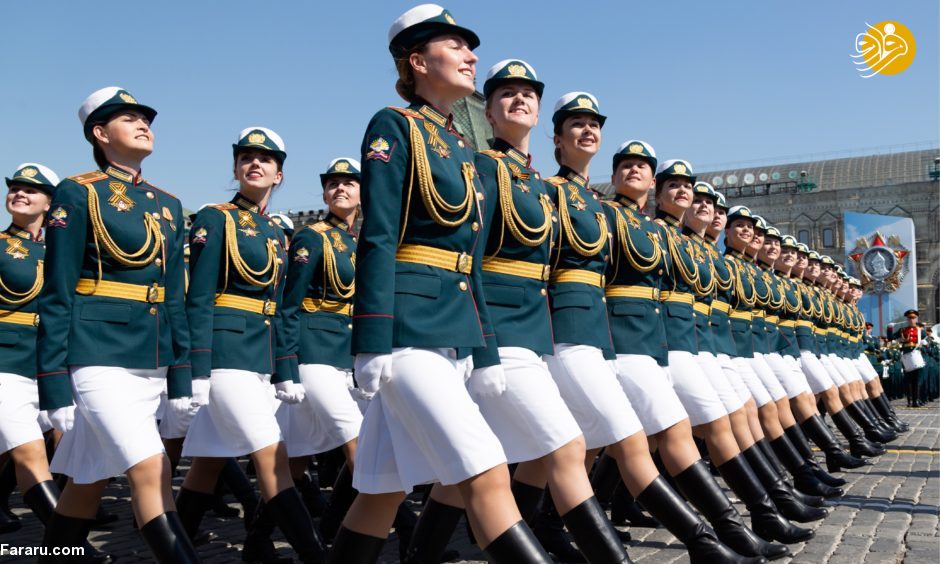 فرارو تصاویر زنان نظامی روس در رژه روز پیروزی