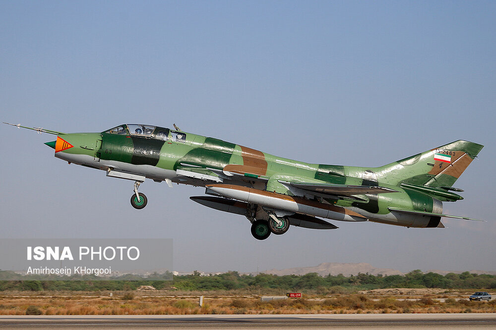 (تصاویر) جنگنده‌های سپاه و ارتش در آسمان ایران