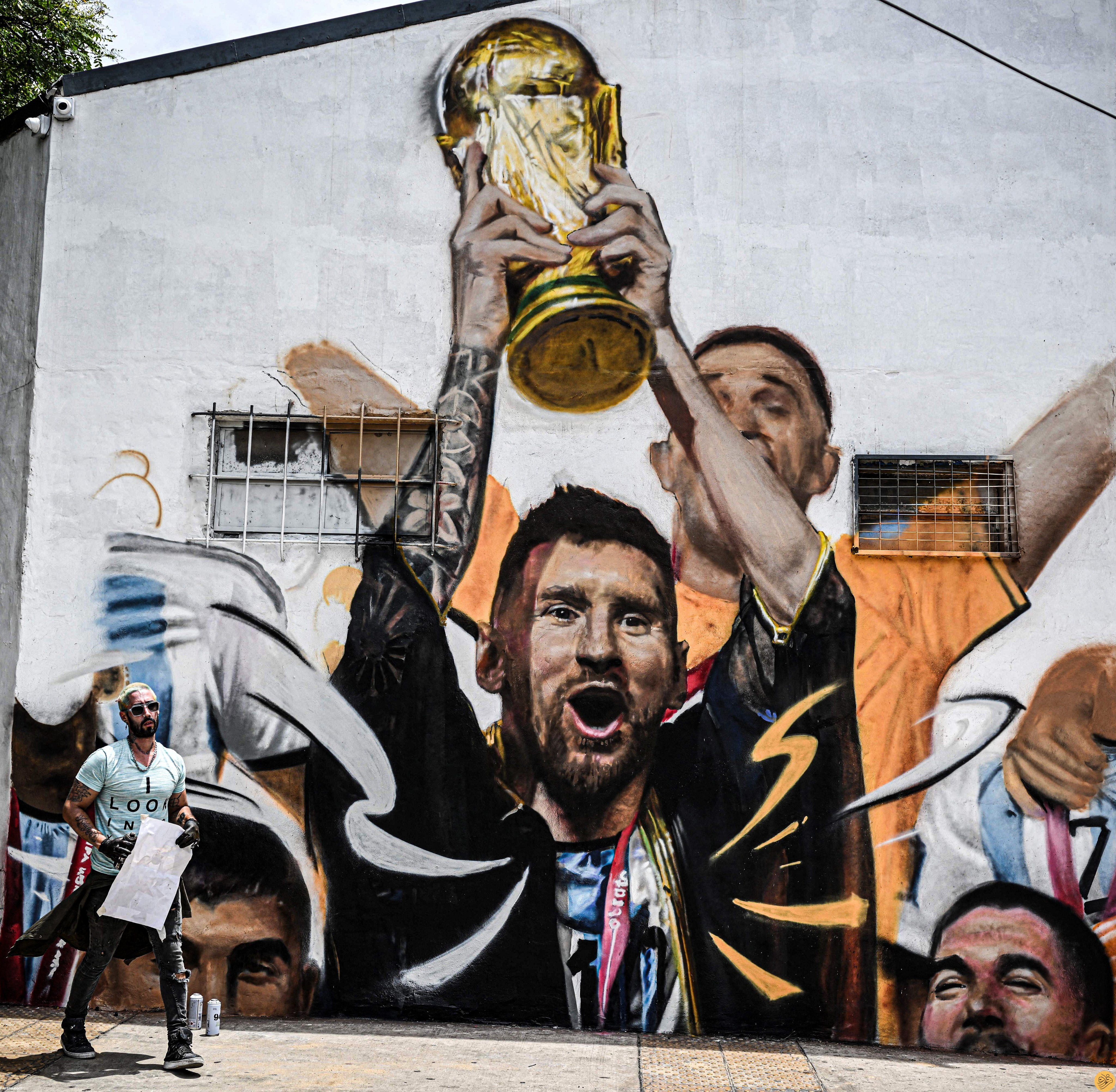 تصویر جذاب مسی روی دیوارهای بوینس‌آیرس