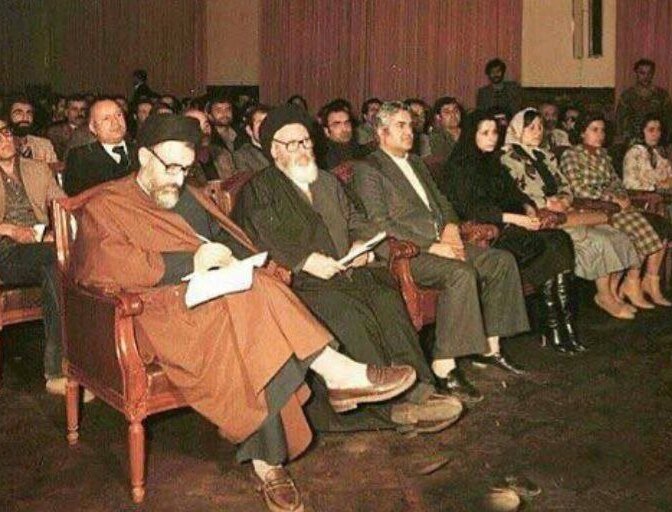 (تصویر) حضور تاریخی «زنان بی‌حجاب» در جلسه سران قوه قضاییه
