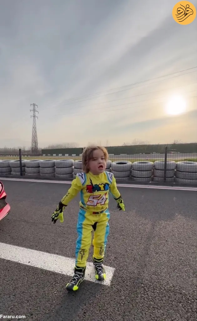 رانندگی حیرت‌انگیز کودک ۳ساله با سریع‌ترین فراری!