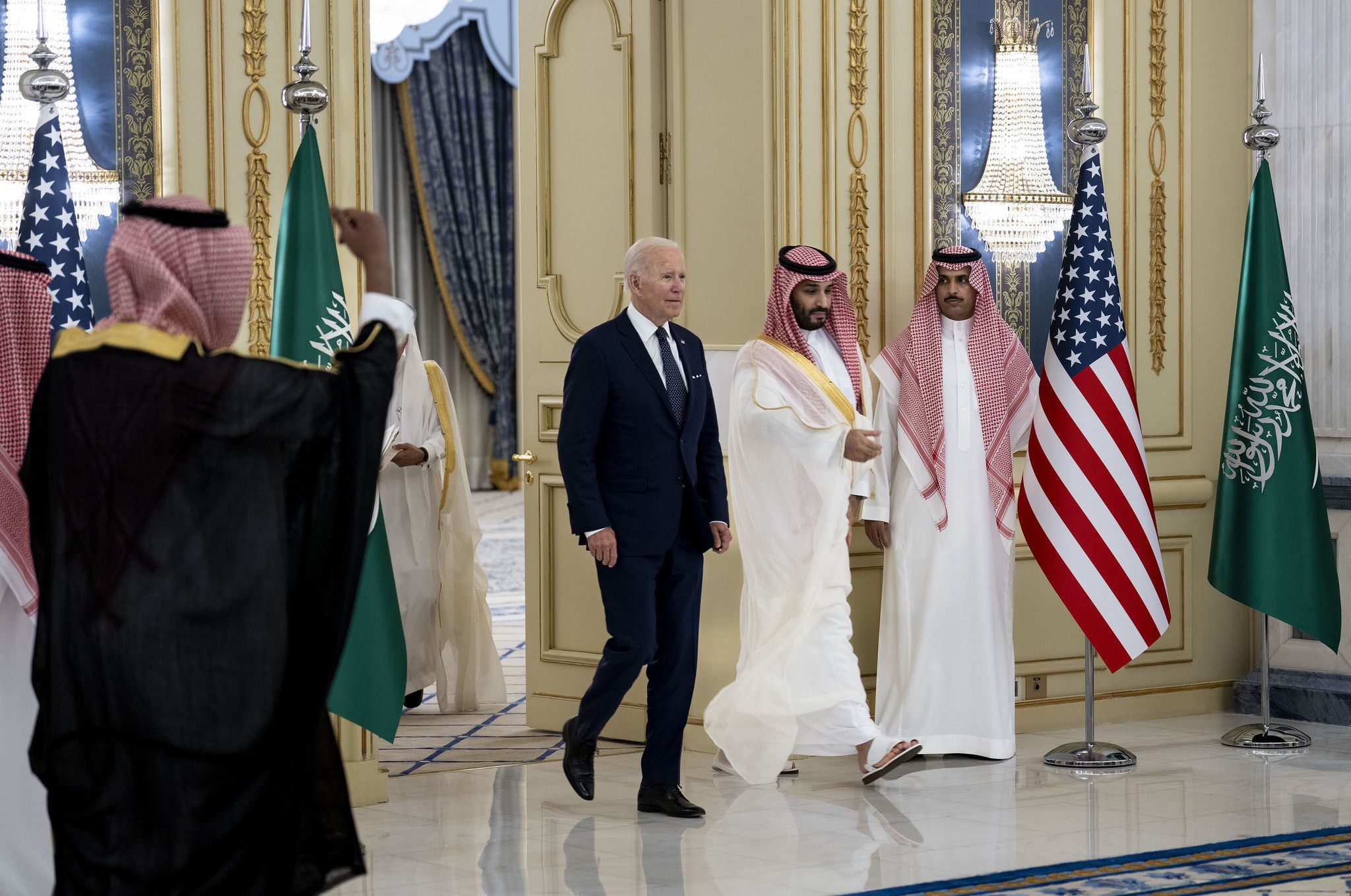 عربستان سعودی، چین را جایگزین آمریکا می‌کند؟