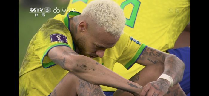 (عکس) گریه‌های نیمار جونیور بعد از حذف از جام جهانی