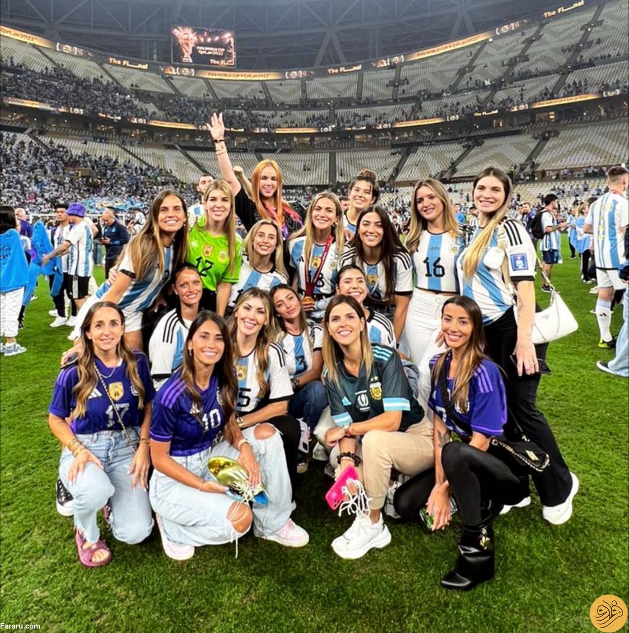 عکس یادگاری همسران بازیکنان آرژانتین بعد از قهرمانی