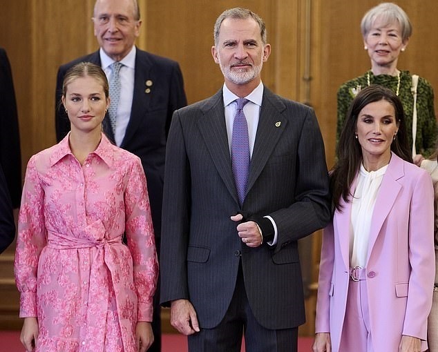 تصاویری باورنکردنی از روزمرگی‌های ملکه آینده اسپانیا