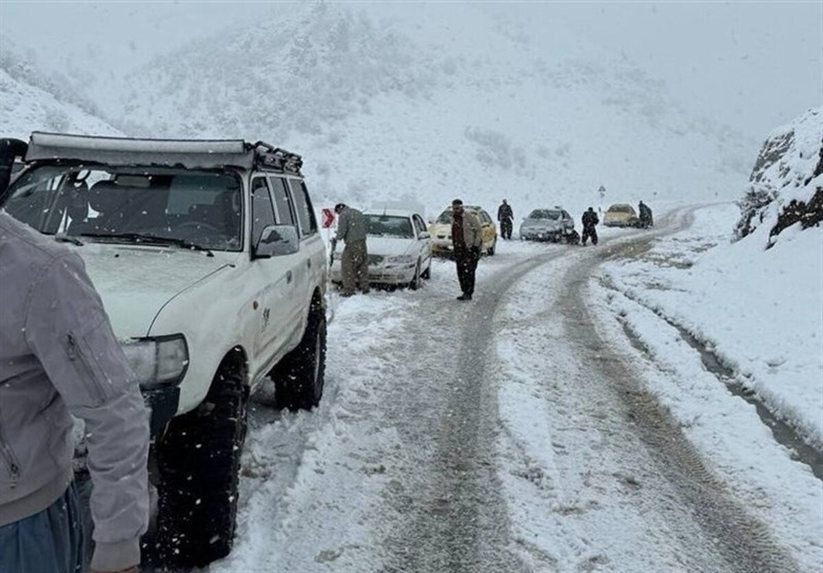 برف و کولاک شدید در جنوب و مناطق مرزی آذربایجان‌غربی