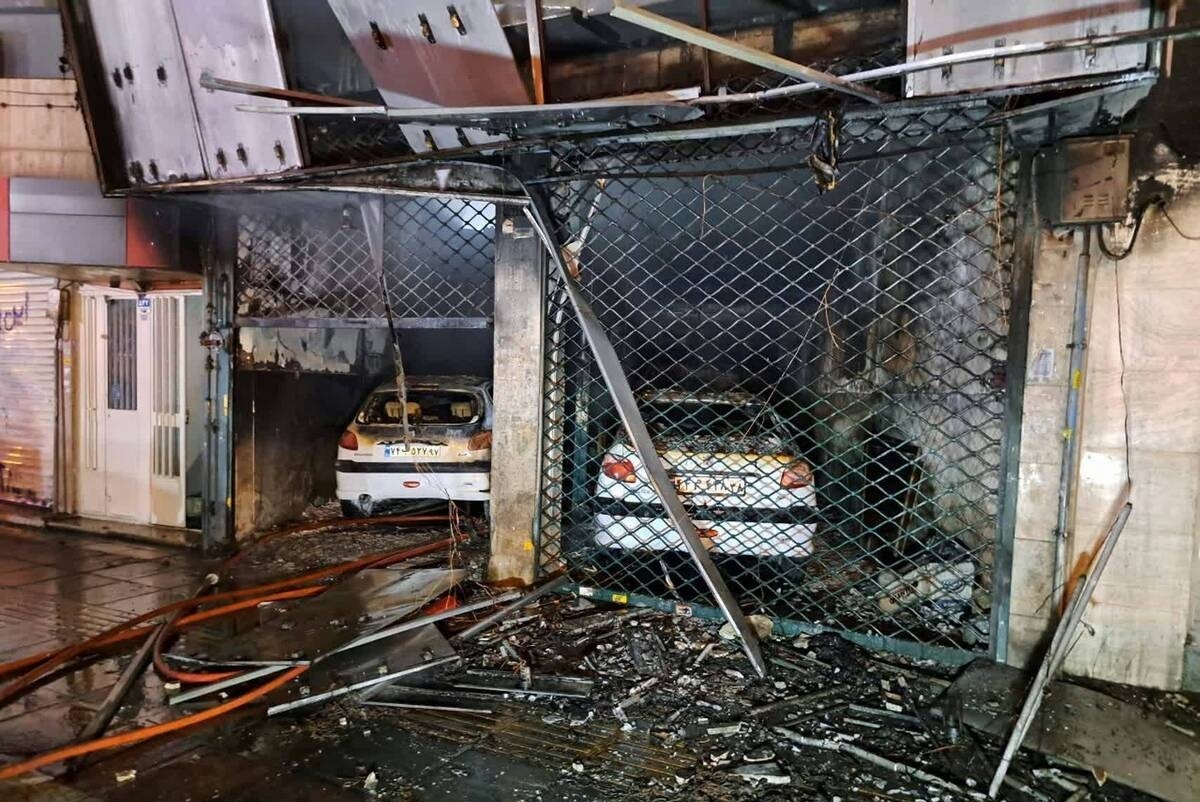 (ویدئو) آتش‌سوزی در یک تعمیرگاه خودرو در خیابان آذربایجان