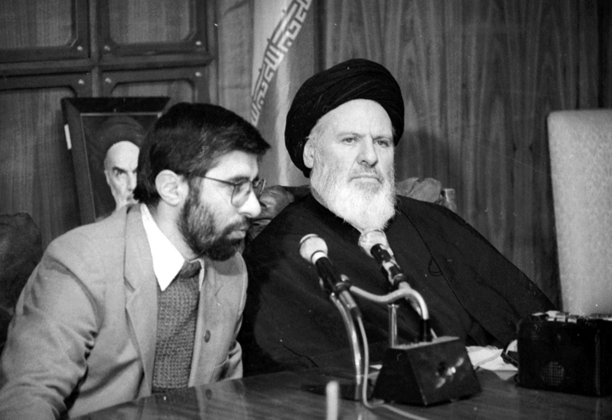 کیهان مقصران کاهش مشارکت را معرفی کرد: میرحسین و خاتمی