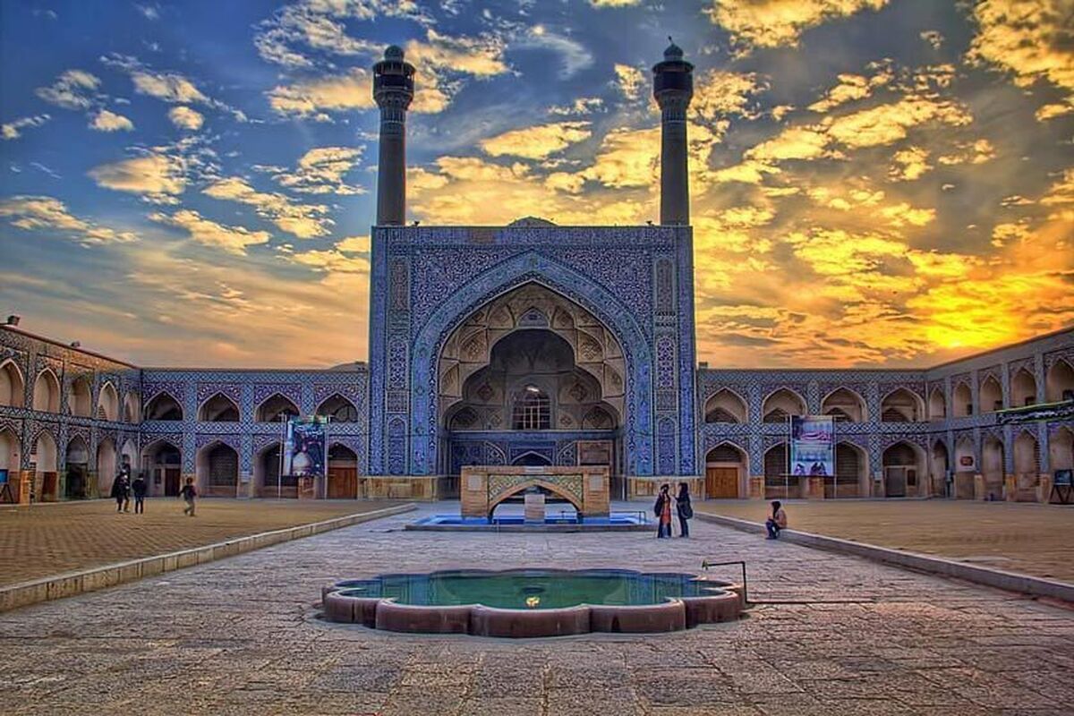 تخریب سیستم آب و فاضلاب مسجد جامع عتیق اصفهان