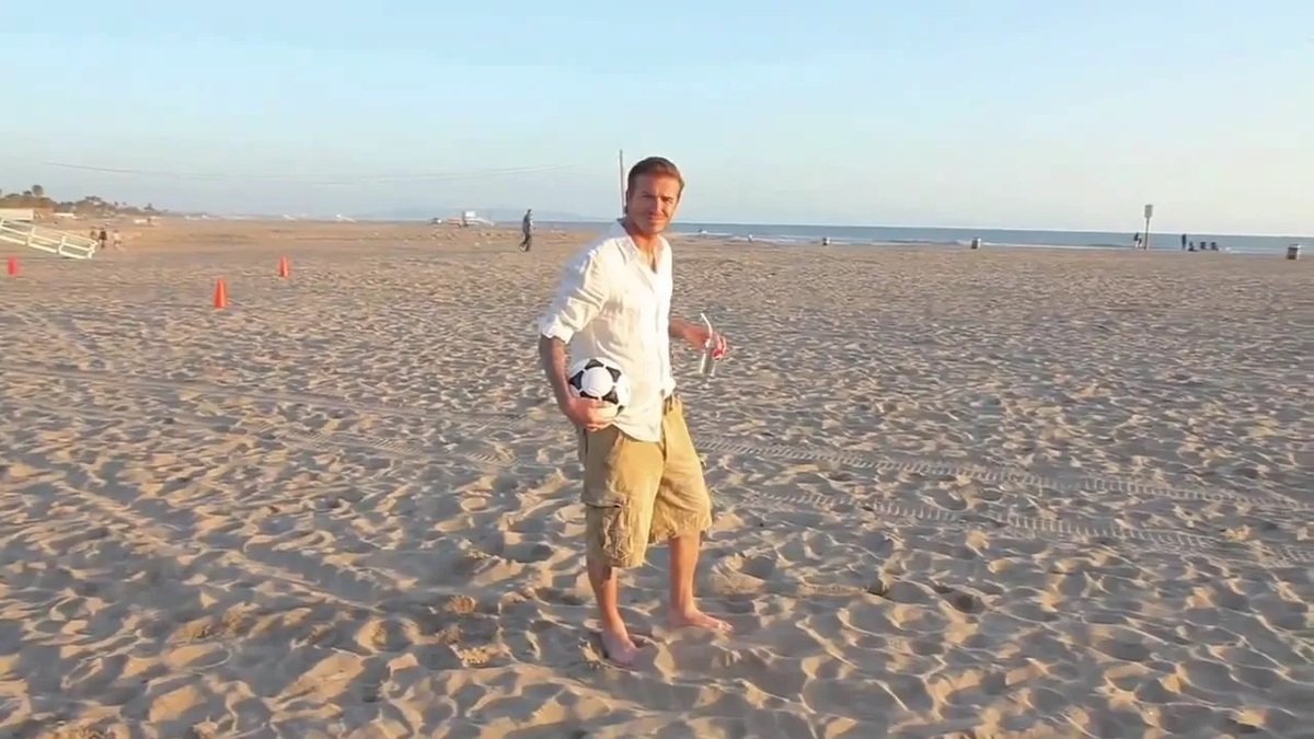 (ویدئو) ویدئوی شوت‌های ساحلی 13 سال پیش دیوید بکهام واقعی است