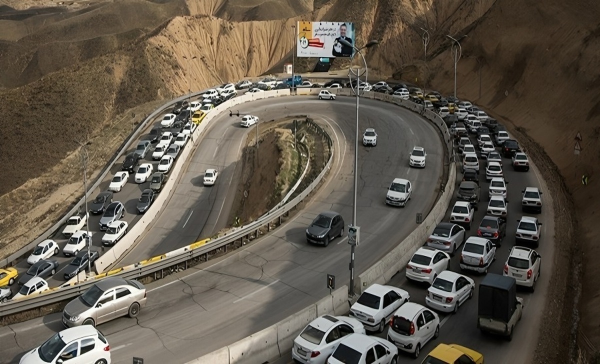 آزادراه تهران شمال و جاده کرج چالوس یک‌طرفه شد