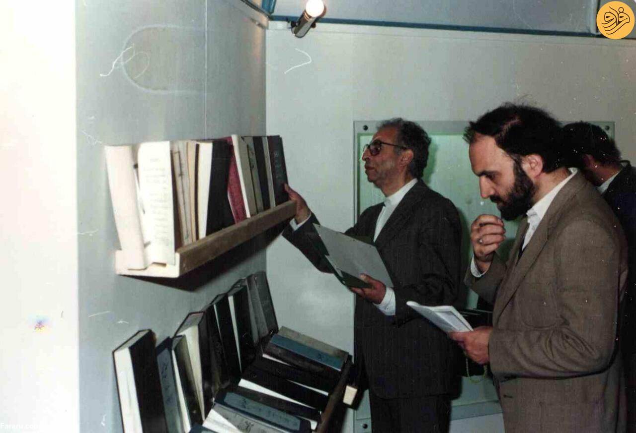 چند عکس جالب از اولین نمایشگاه کتاب تهران 