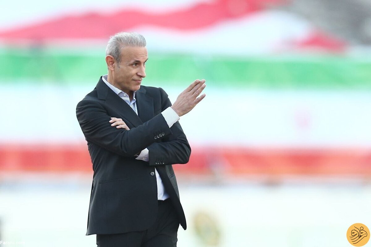 (تصویر) یحیی گل‌محمدی جام قهرمانی را به یک مکان خاص برد