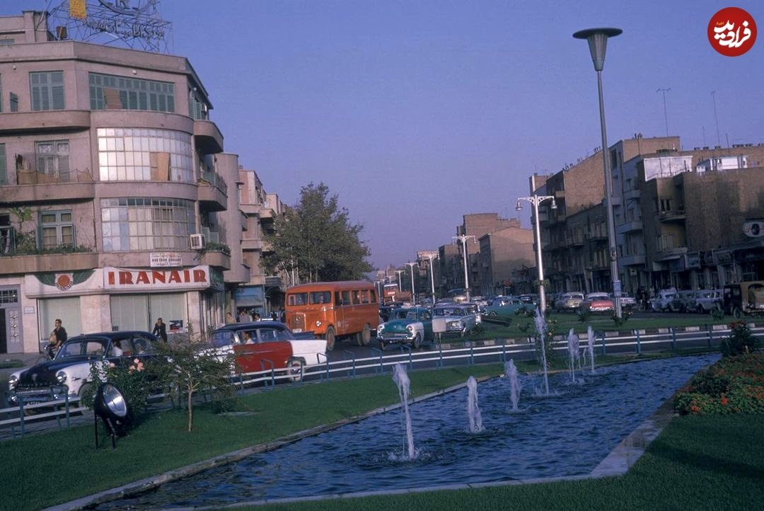 ۲ عکس کمیاب و دیده نشده از میدان فردوسی تهران؛ ۶۲ سال قبل