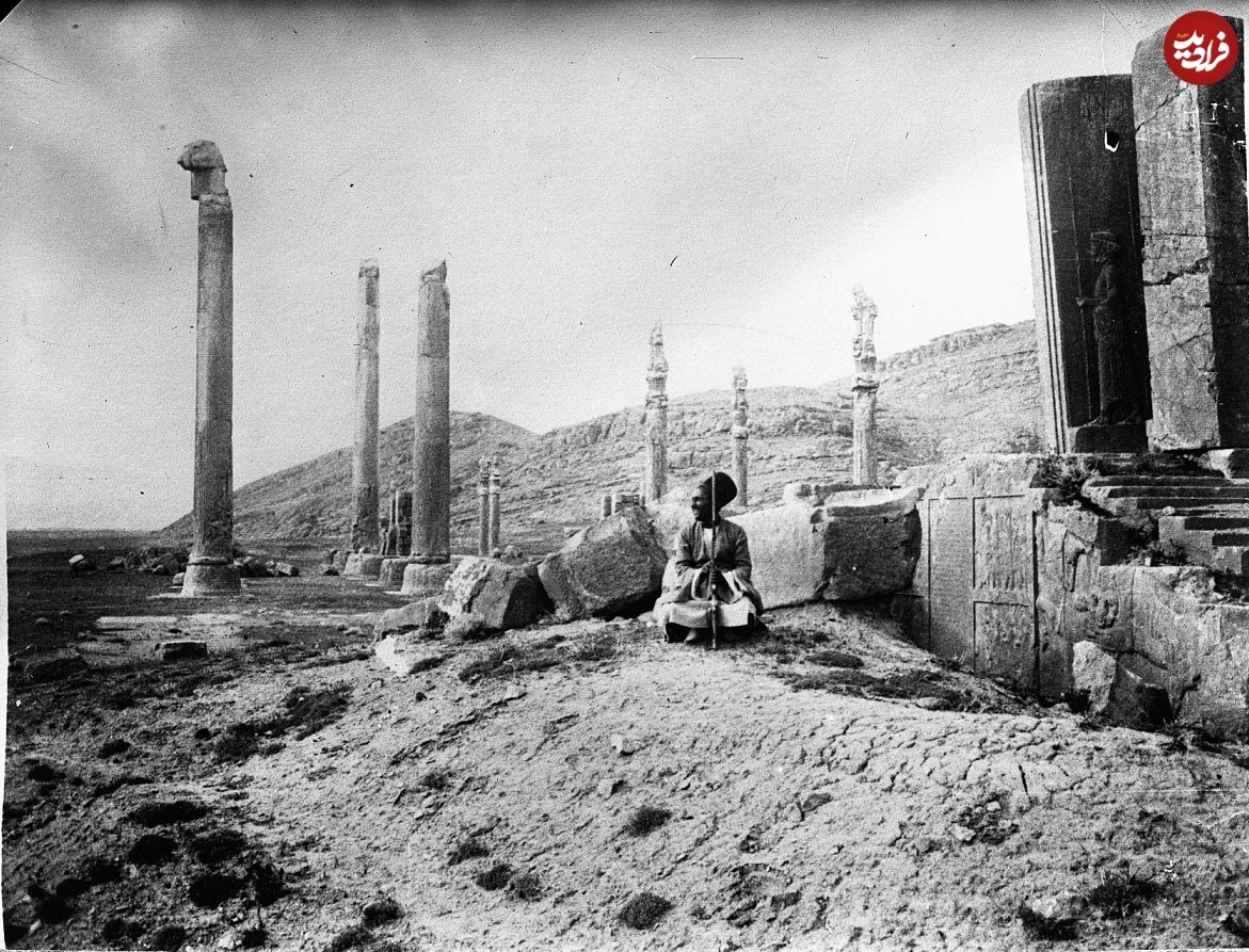عکس‌های دیده نشده از تخت جمشید و کعبۀ زرتشت در دوران قاجار