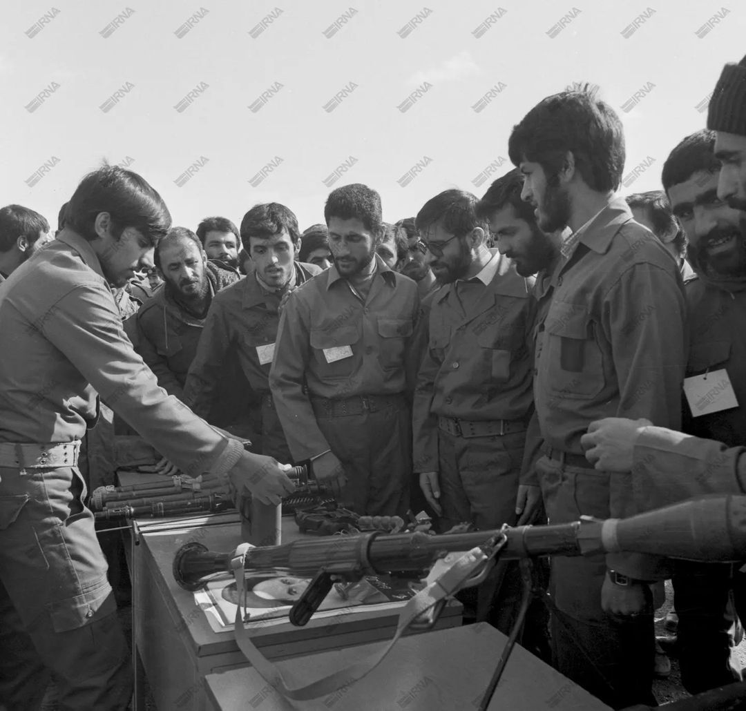عکس‌های دیده نشده از میرحسین موسوی