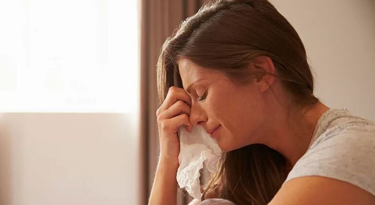 آیا بوی اشک زن بر تحریک جنسی تأثیر می‌گذارد؟