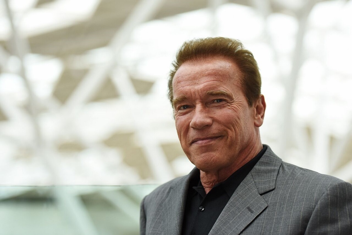 چرا آرنولد شوارتزنگر نمی‌تواند سیکس پک داشته باشد؟