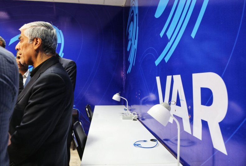(عکس) اولین اتاق VAR تاریخ فوتبال ایران