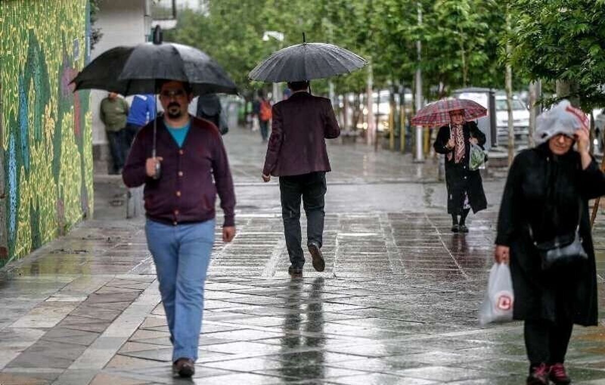 وزش باد شدید در تهران از عصر امروز/ بارش پراکنده باران طی دو روز آینده