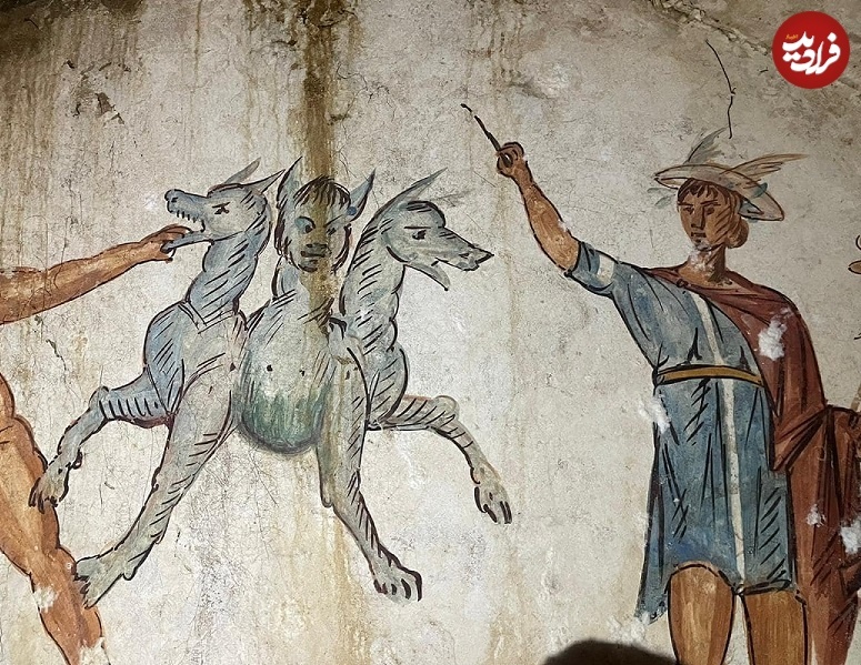 (تصاویر) مقبره‌ای با نقاشی «سگ جهنم» که در حین پروژۀ انتقال آب کشف شد