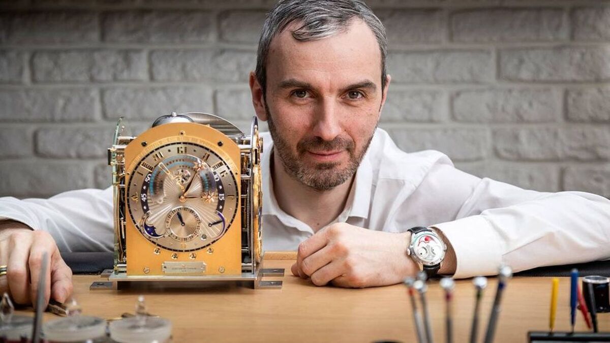 (عکس) کنستانتین چایکین؛ ساعت ساز روس که با جوکر آمریکایی معروف شد