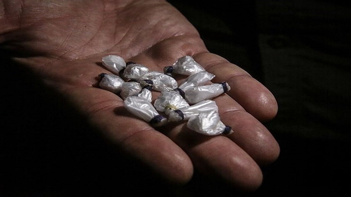 کشف ۱۱۷ بسته تریاک از معده یک قاچاقچی در تهران
