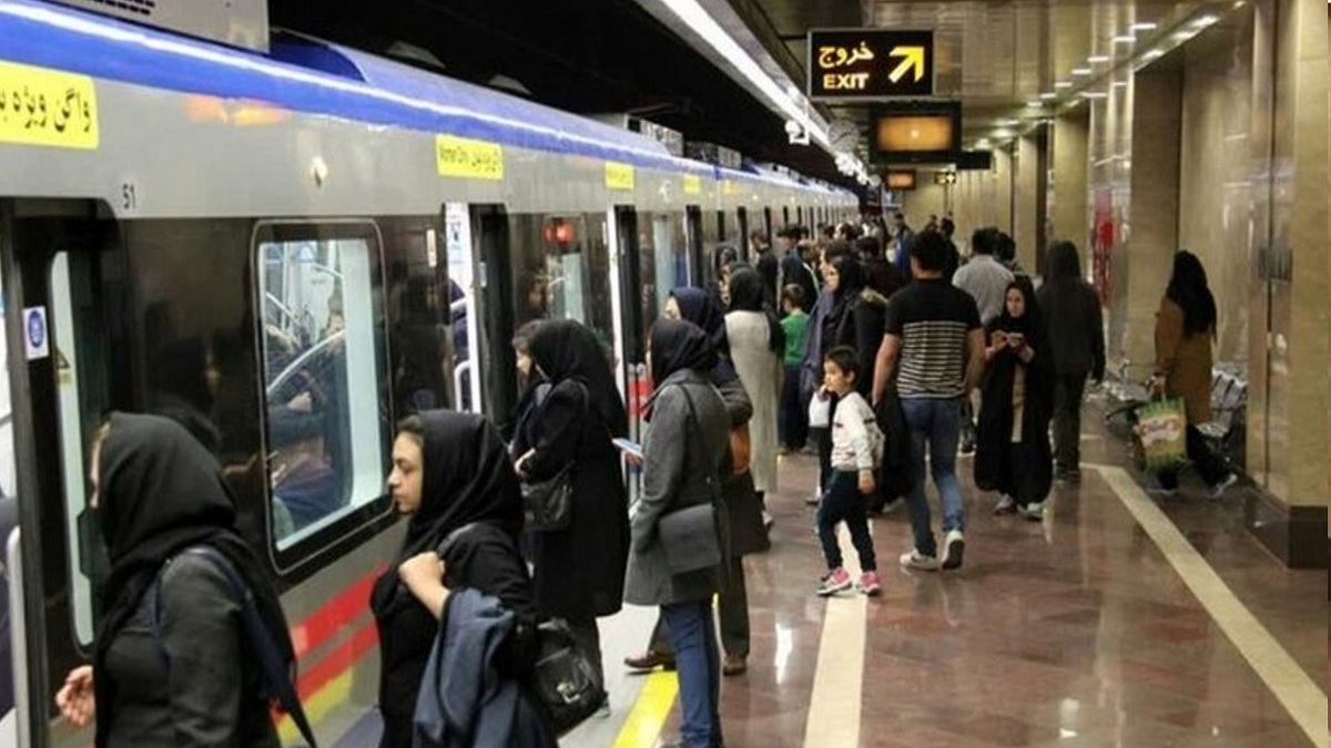 رئیس پلیس مترو تهران: ضاربان بانوی آمر به معروف در مترو تهران دستگیر شدند