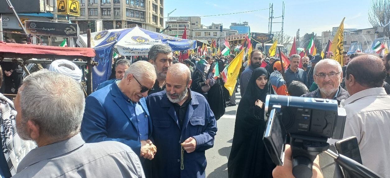 عکسی از ناطق نوری و سردار فلاح در راهپیمایی روز قدس تهران