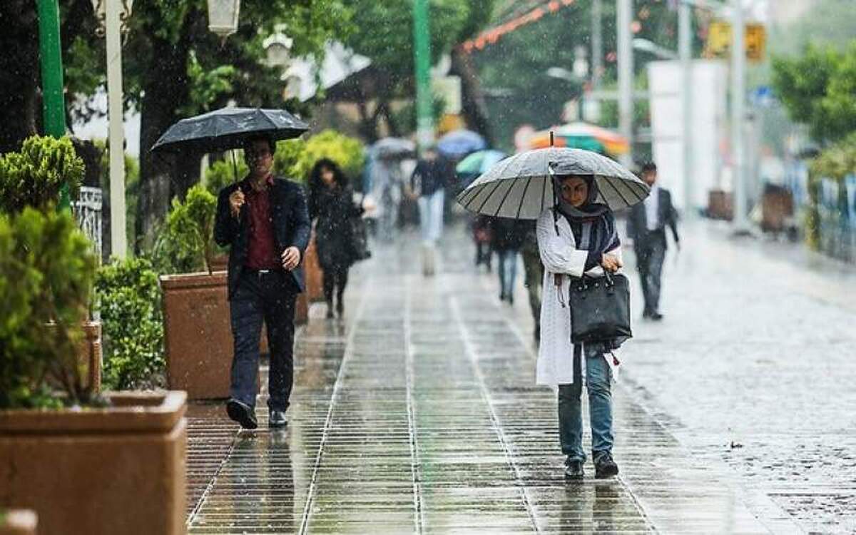 هشدار به تهرانی ها؛ بارش باران و رعد و برق در 24 استان