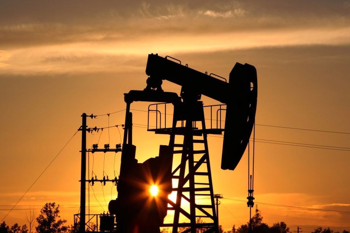 تنش در خاورمیانه قیمت نفت را بالا برد