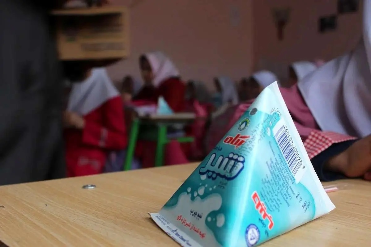 اجرای طرح توزیع شیر در مدارس تا پایان اردیبهشت
