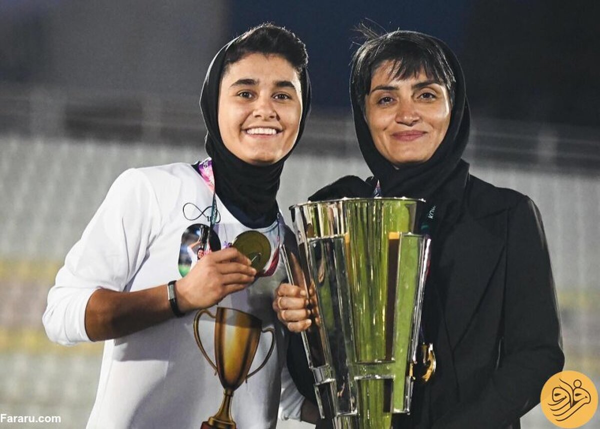 (عکس) زنی که پرافتخارترین مربی فوتبال ایران است