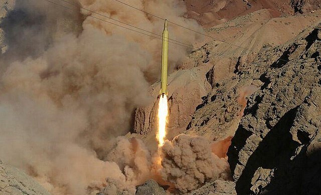 ناوگان موشکی ایران؛ این موشک ایرانی پاتریوت و آرو را فلج می‌کند!