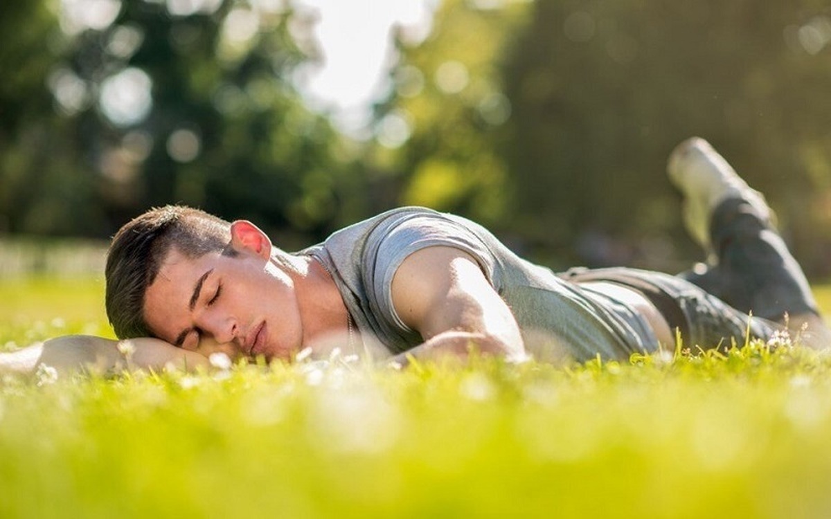 درمان خواب آلودگی فصل بهار با ترفند‌های ساده