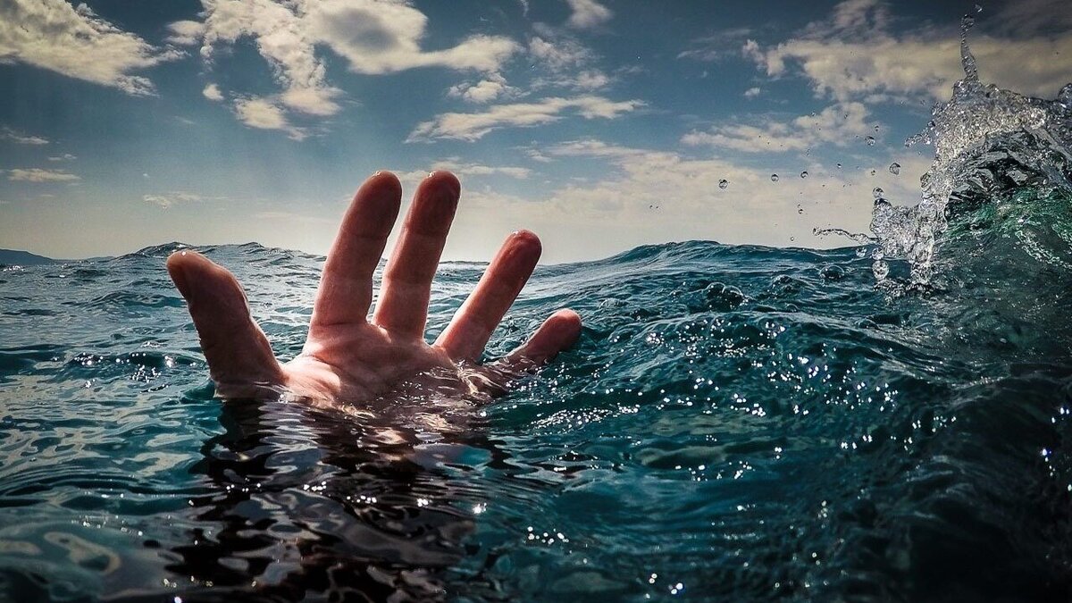 غرق شدن 2 نفر در رودخانه ارومیه؛ جسد یک نفر پیدا شد