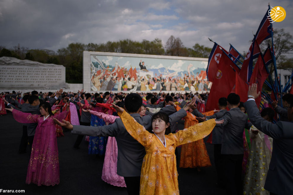 جشن همگانی در زمان جشن خورشید در پیونگ یانگ کره شمالی