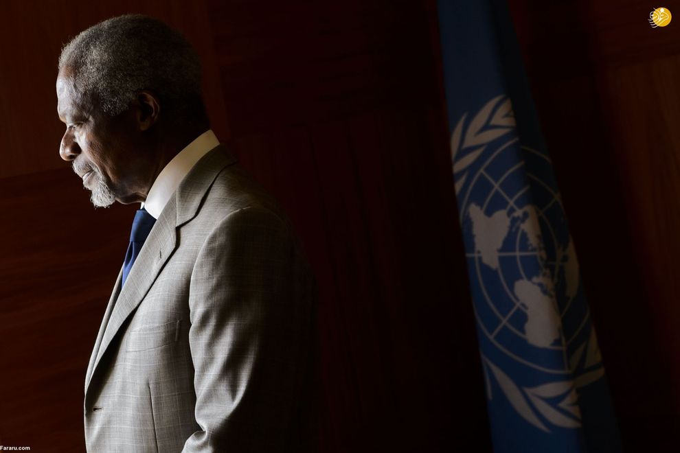 کوفی عنان در دفتر سازمان ملل متحد در ژنو، سوئیس (1012)