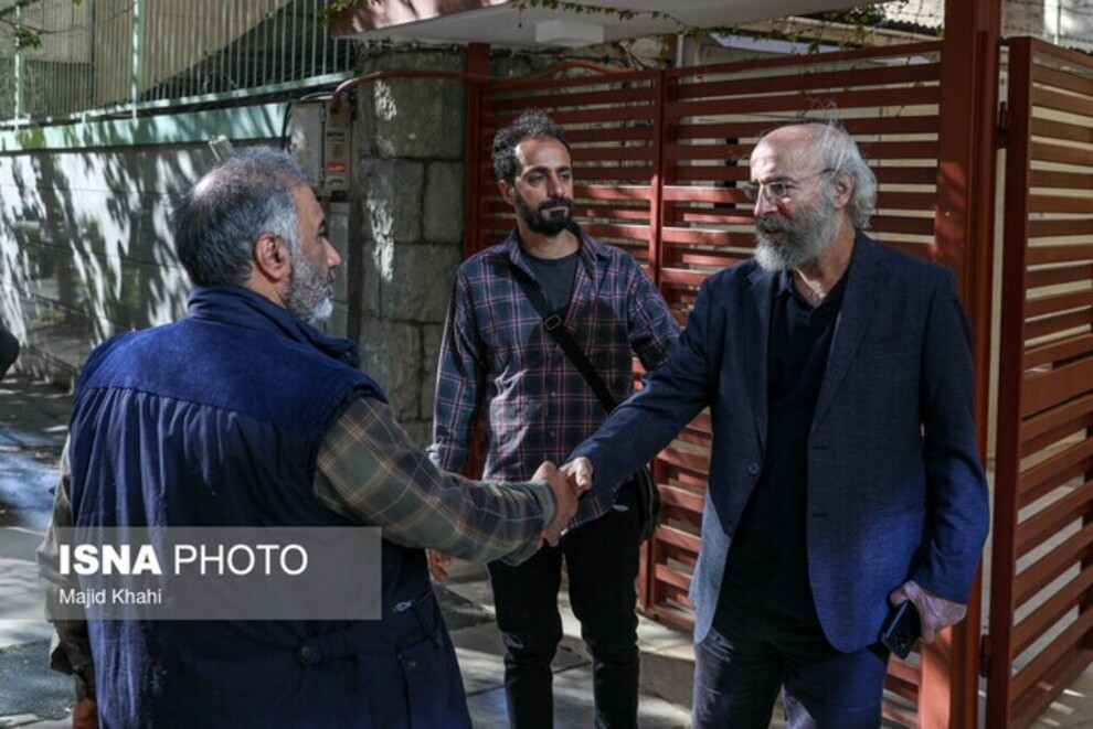 تصاویر:حال و هوای منزل کیومرث پوراحمد در تهران