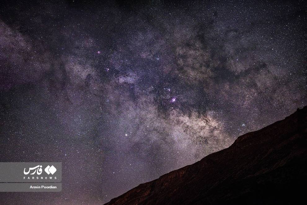 عکس های متحیرکننده از آسمانِ شب در گوشه ایران 