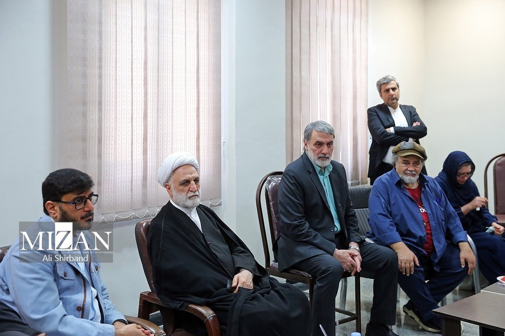 دیدار رئیس قوه قضائیه با بازیگر سرشناس ایرانی 