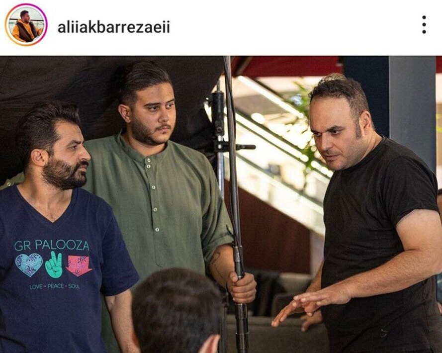 علی اکبر رضایی صدابردار سریال زخم کاری به همراه محمد حسین مهدویان کارگردان سریال در پشت صحنه