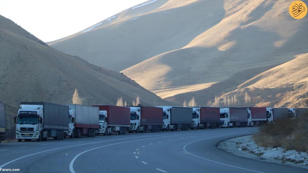 تصاویری عجیب از صف 10 کیلومتری کامیون‌ها در مرز ایران و ترکیه