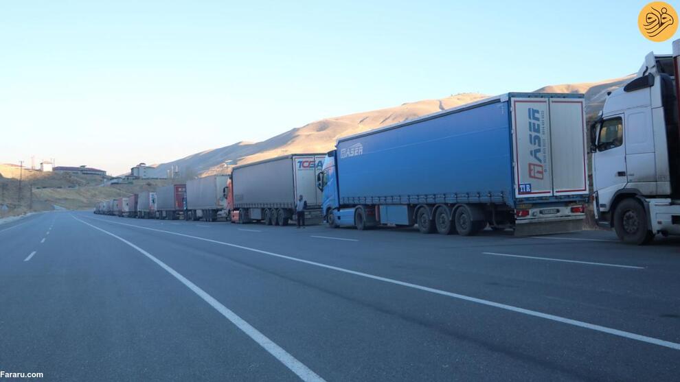 تصاویری عجیب از صف 10 کیلومتری کامیون‌ها در مرز ایران و ترکیه