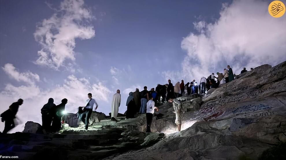 تصاویری از زیارت شبانه غار حراء