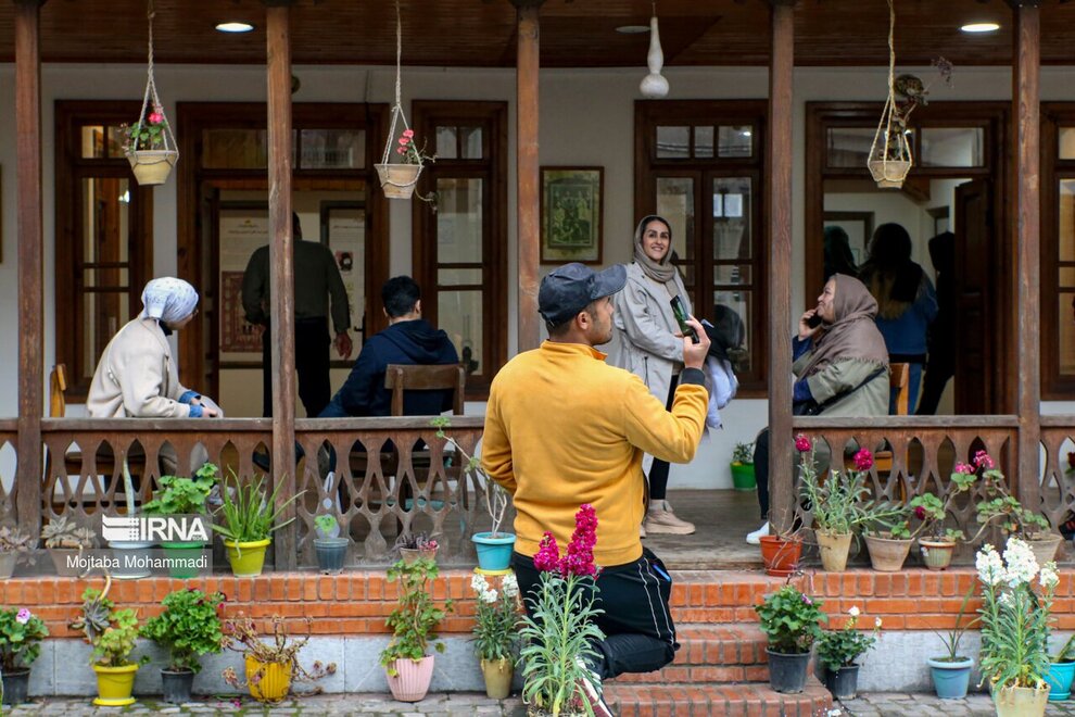 تصاویری از نوروزگردی گردشگران در عروس ایران